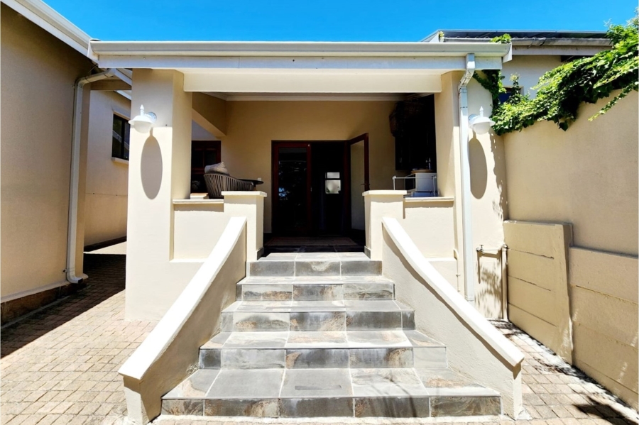 3 Bedroom Property for Sale in Linkside Western Cape